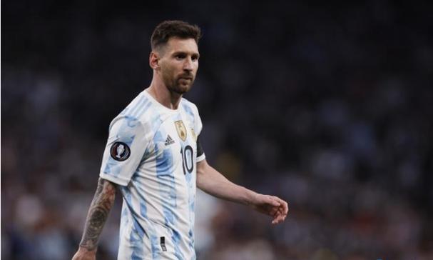 收到马杜罗亲笔信，趁美军尚未集结，俄军伊尔-76火速运抵“铠甲-S1”“山毛榉-M2E”防空系统